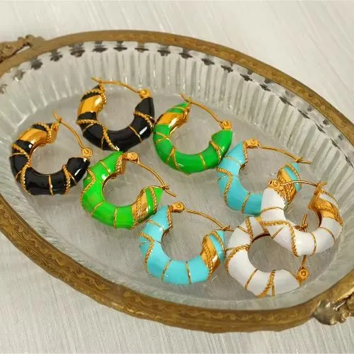 Skapgerð orðstír eyrnalokkar